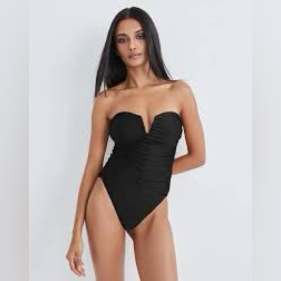 Veronica Beard Arpel One Piece Swimsuit - Picture 1 of 16